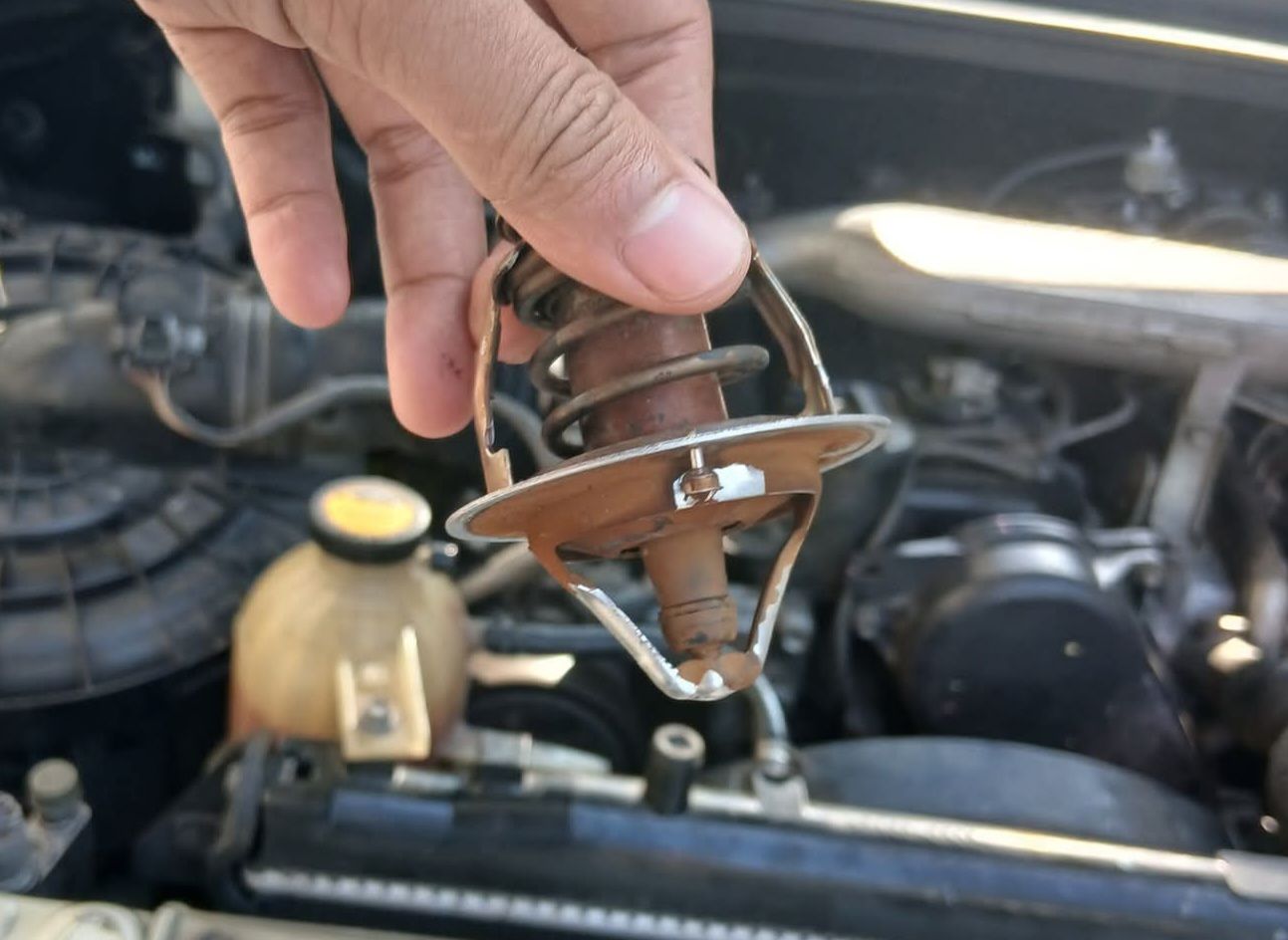 Thermostat mobil rusak ternyata bisa memicu kondisi overcooling