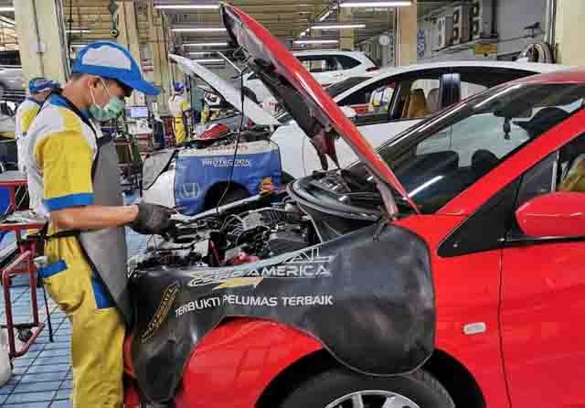 Jangan tunggu mobil mogok, ini 4 manfaat tune up penting