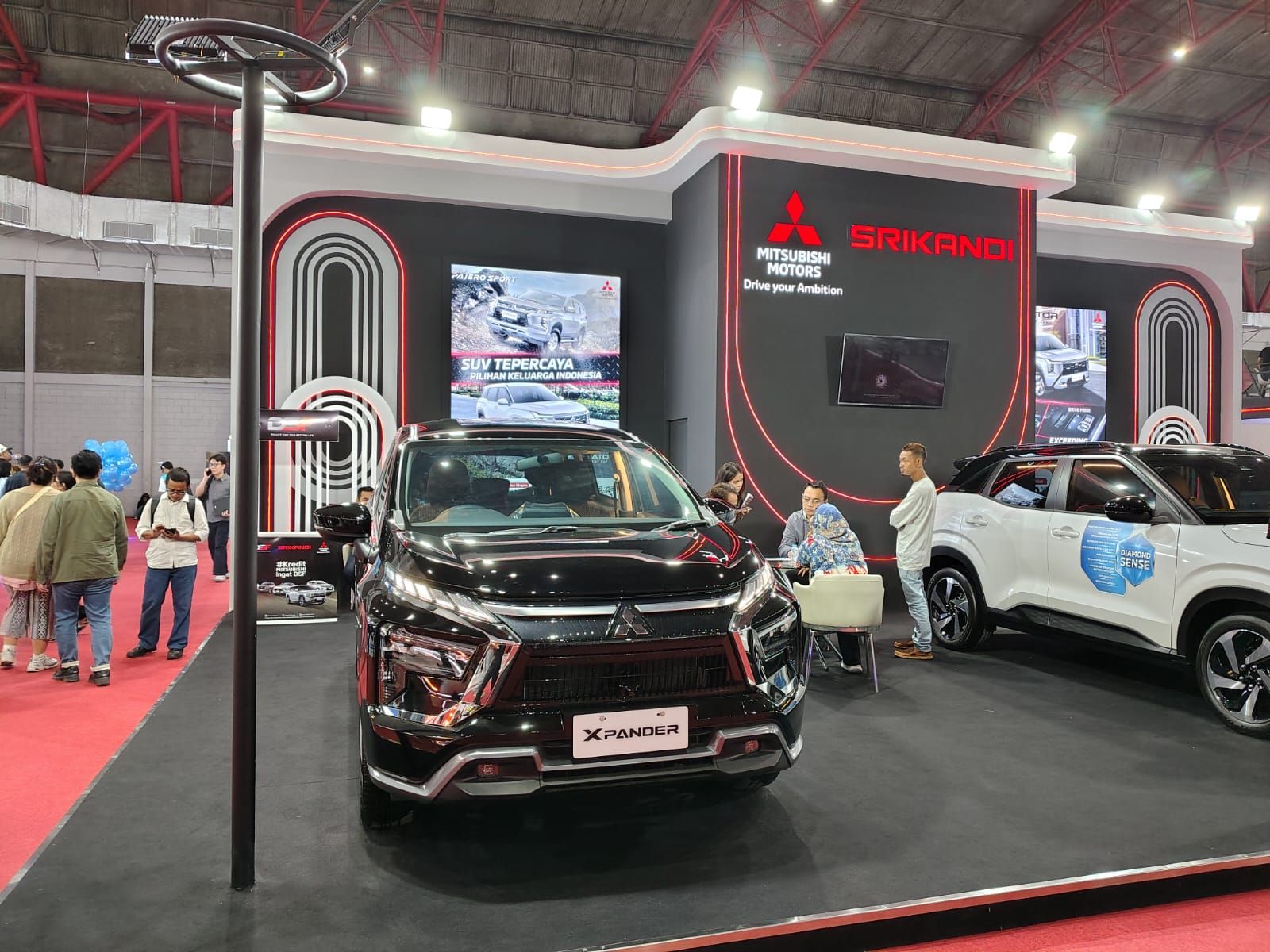 Mitsubishi buka promo gila di Jakarta Fair 2026, bayar 50 persen sekarang lunas tahun depan