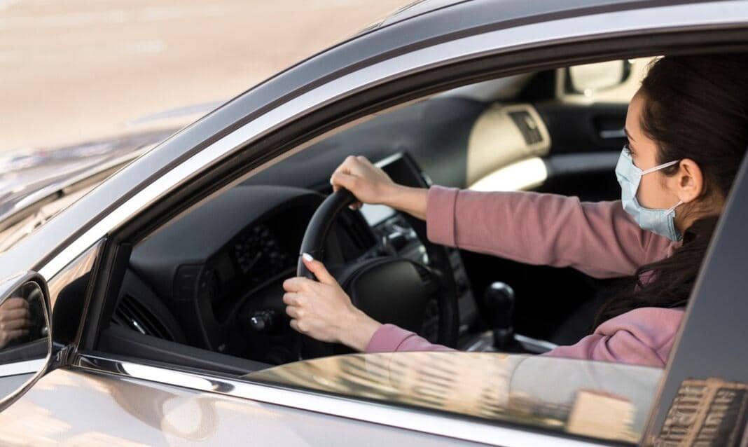 5 teknik mobil matik anti mundur di tanjakan ekstrem, jangan panik!